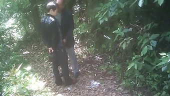 Gay Park Encounter With Amateur Daddy And Chinese Man