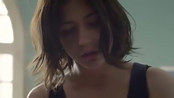 Adele Exarchopoulos In Steamy Scene (2016)