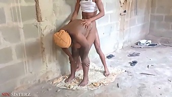 Manželka Je Přistižena Při Sexu Venku