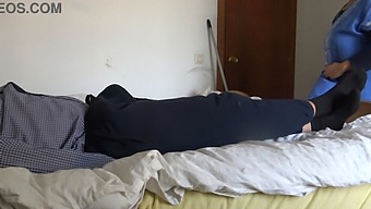 A Moroccan Maid Is Shocked By Her Employer'S Large Ebony French Penis