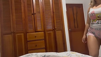 Ruční Práce Od Mé Nevlastní Matky, Když Je Můj Táta Pryč